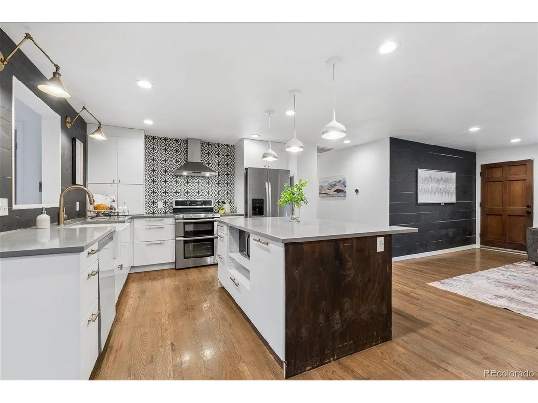 Photo of 215 Beryl Way