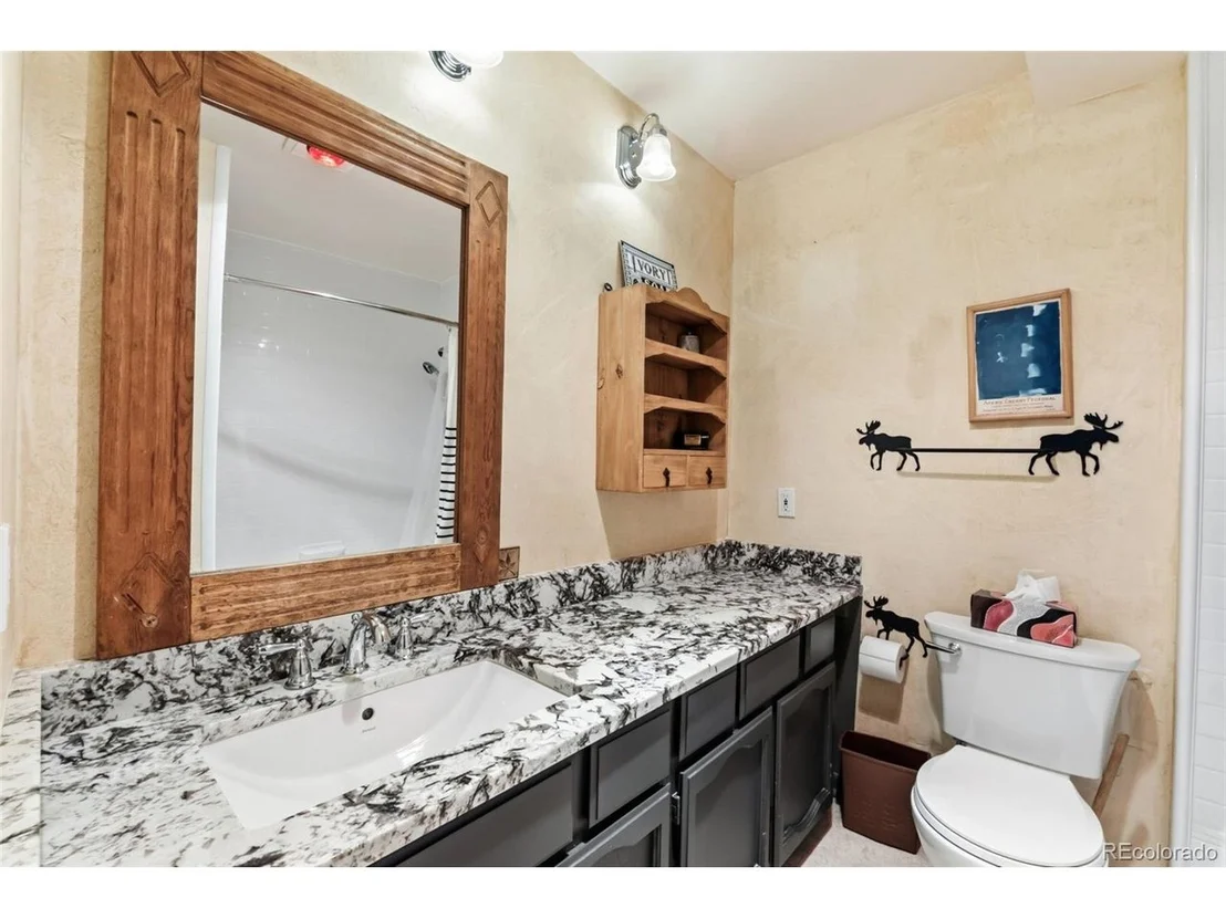 Photo of 1105 Main St