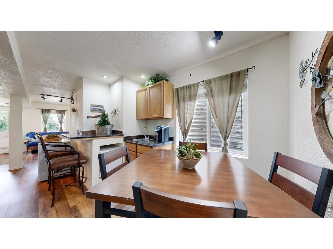 Photo of 7586 Triangle Dr