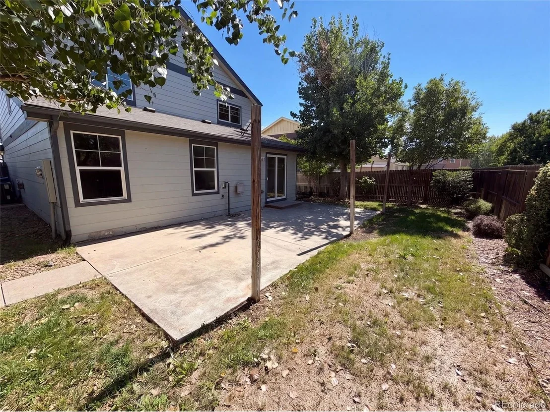 Photo of 886 Sagebrush Dr