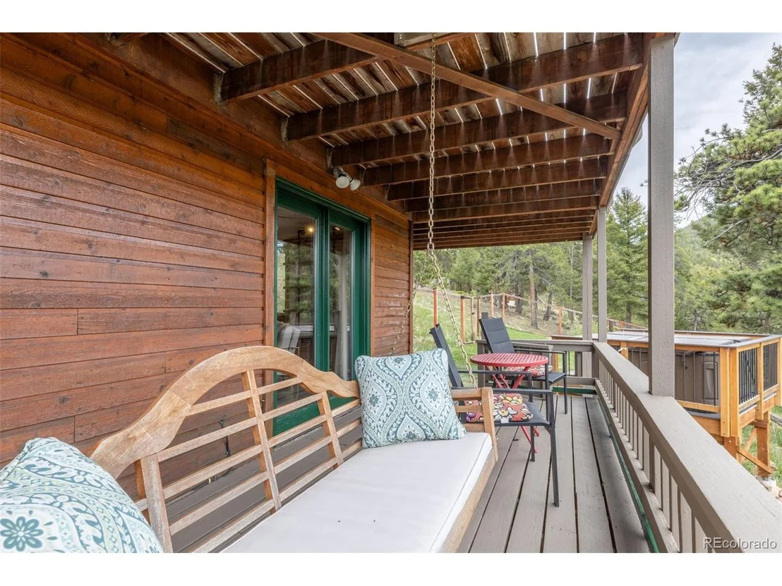 Photo of 25167 Red Cloud Dr