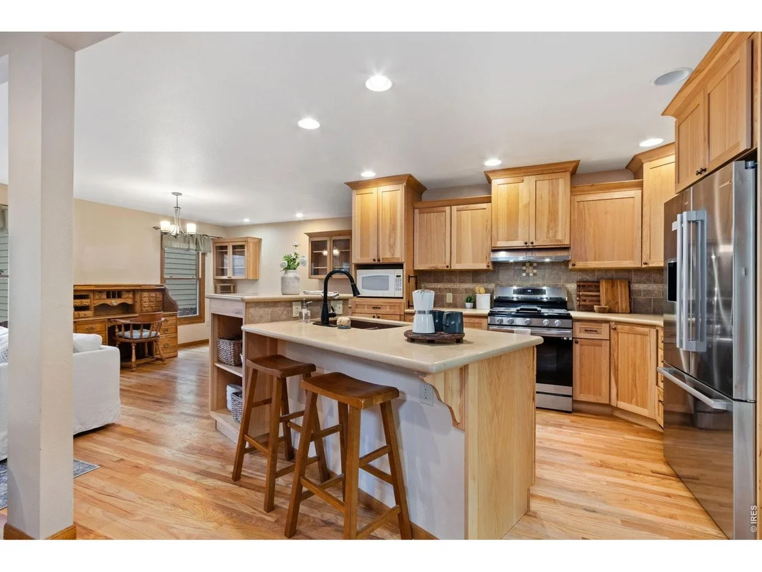 Photo of 1562 Faraday Cir