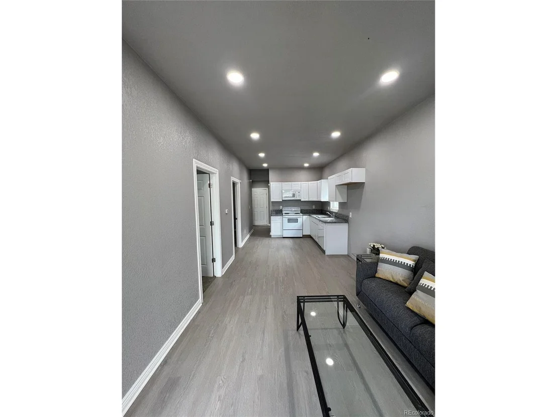 Photo of 4638 Logan St