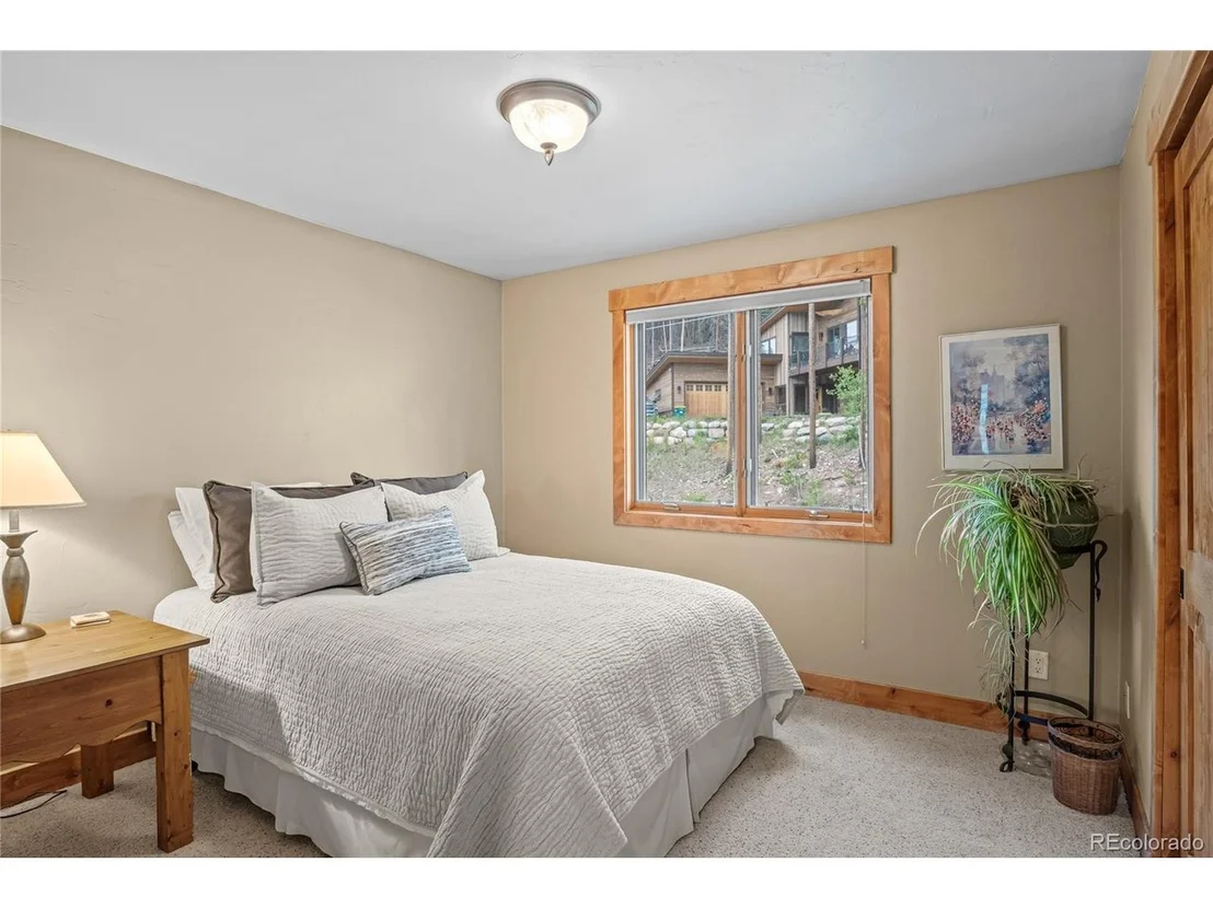 Photo of 314 Coronet Dr