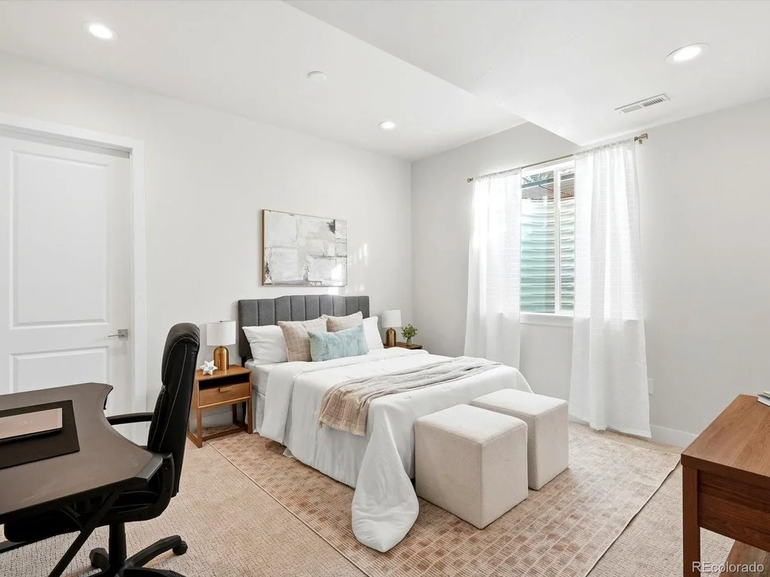 Photo of 1675 Arrowpoint Ct