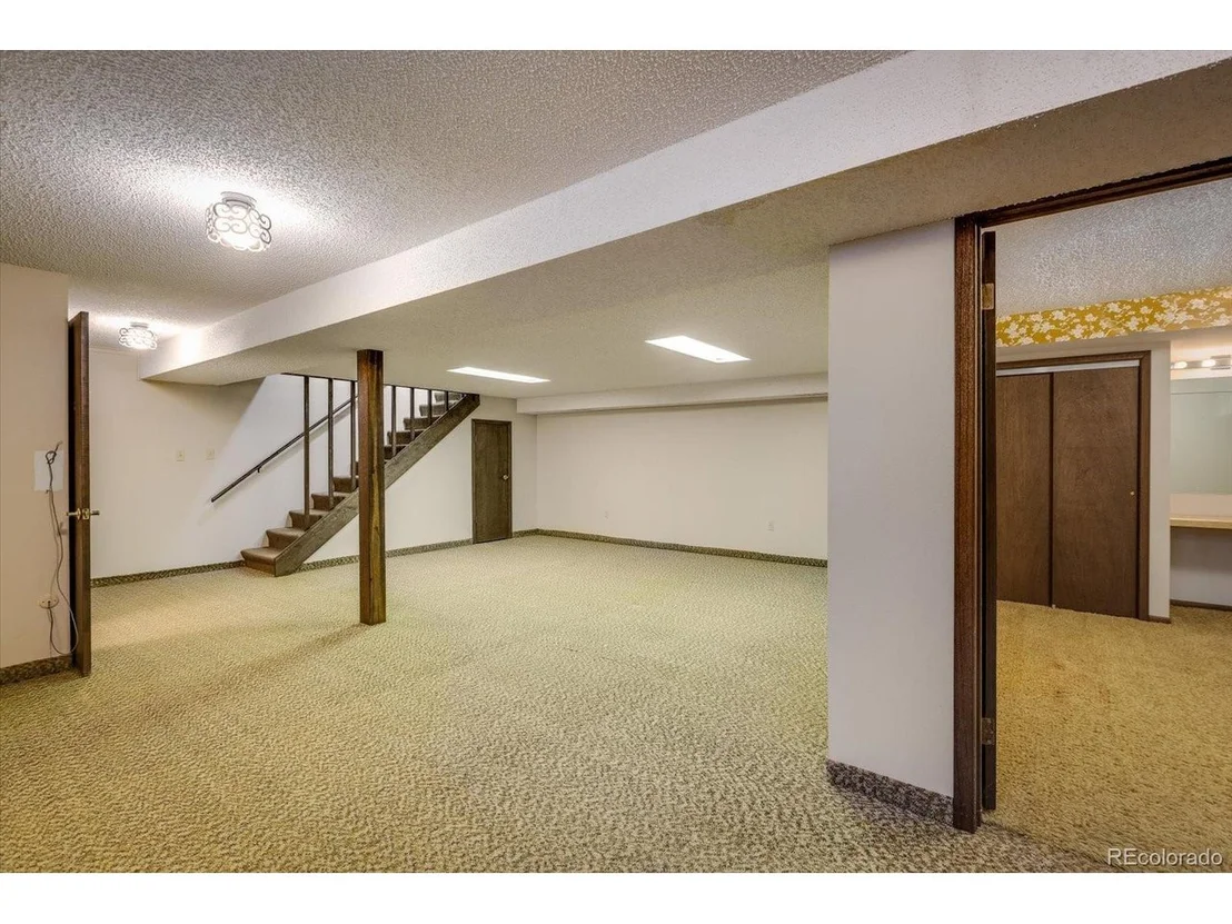 Photo of 8862 Comanche Rd