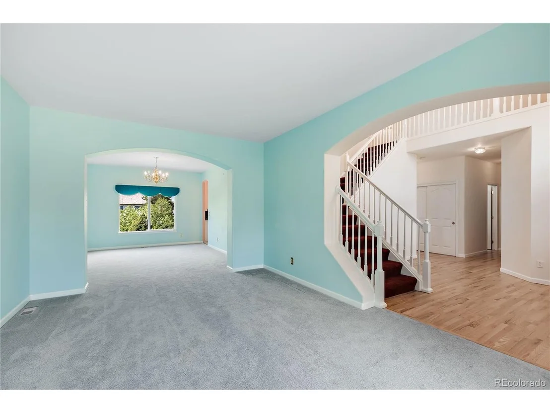 Photo of 21060 Saddleback Cir