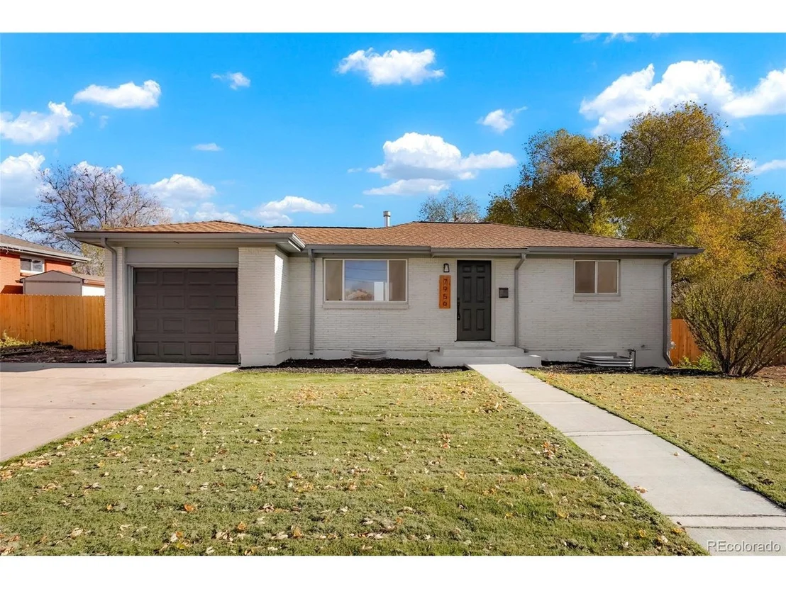 Photo of 7956 Joan Dr