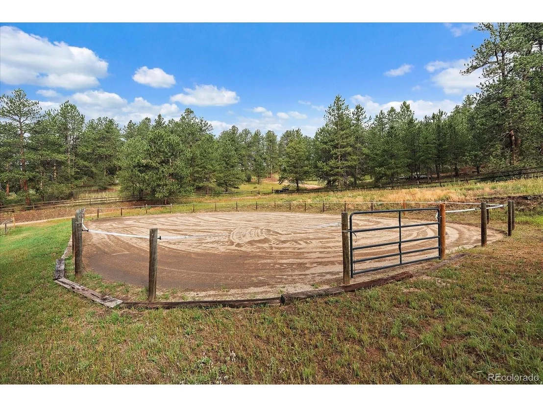 Photo of 31196 Roberts Rd