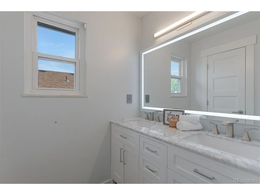 Photo of 3843 S Atchison Way