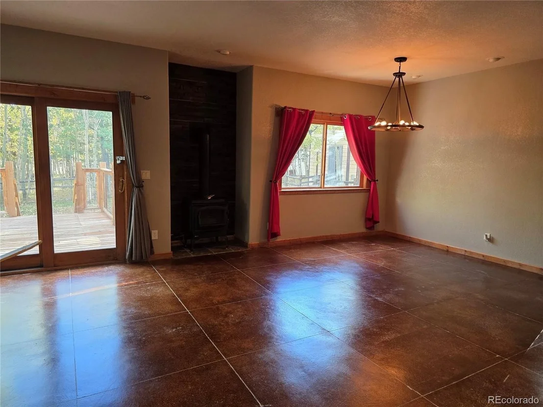 Photo of 622 Foxtail Dr