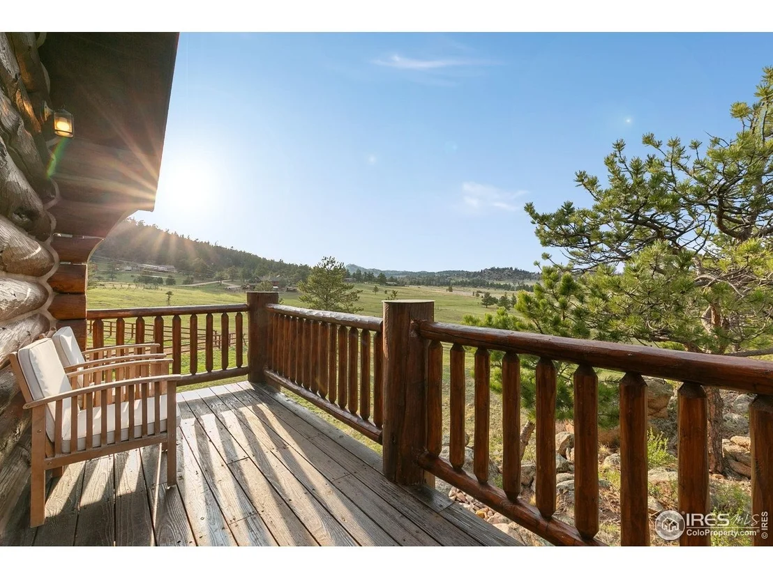 Photo of 344 Snowmass Dr