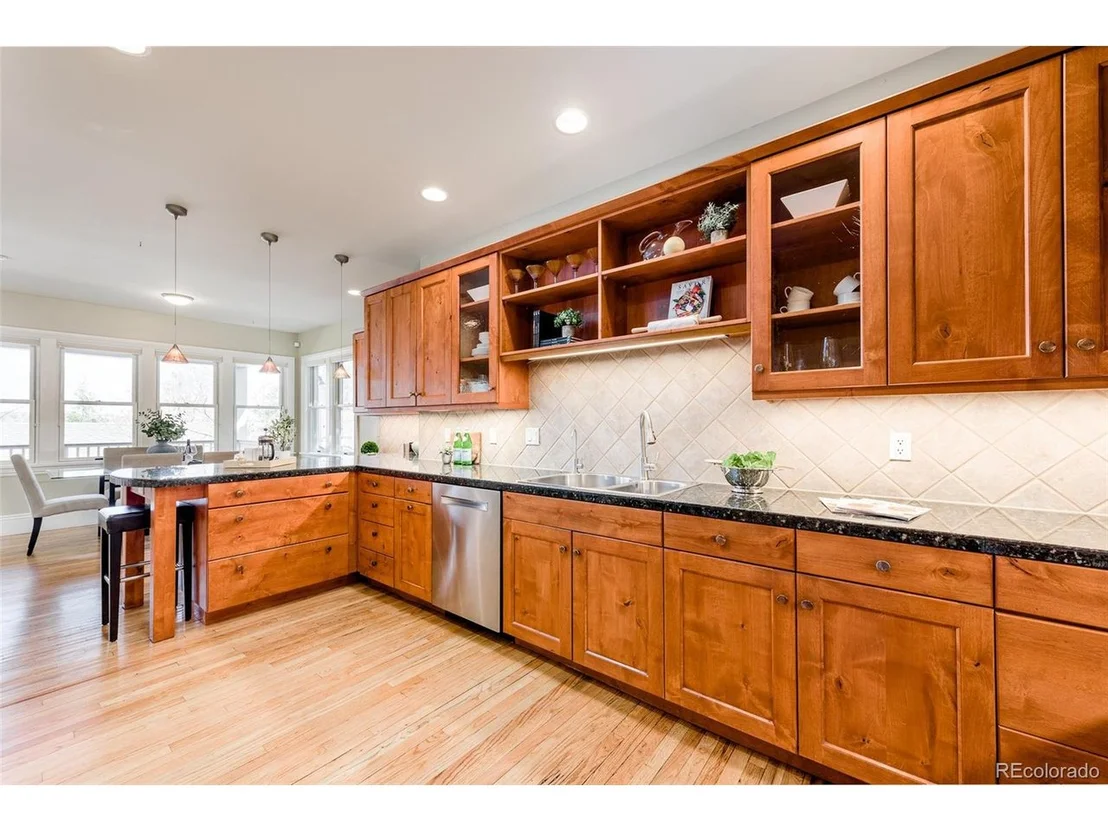 Photo of 501 Pleasant St