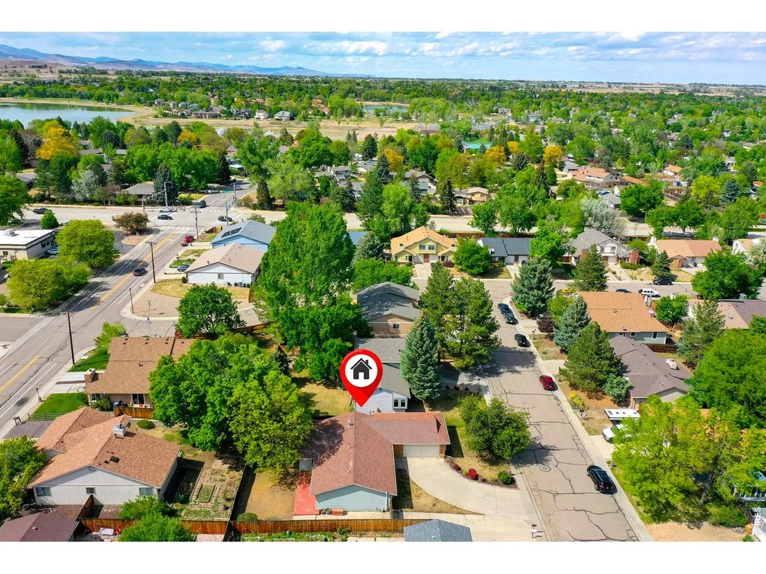 Photo of 1689 Geneva Cir