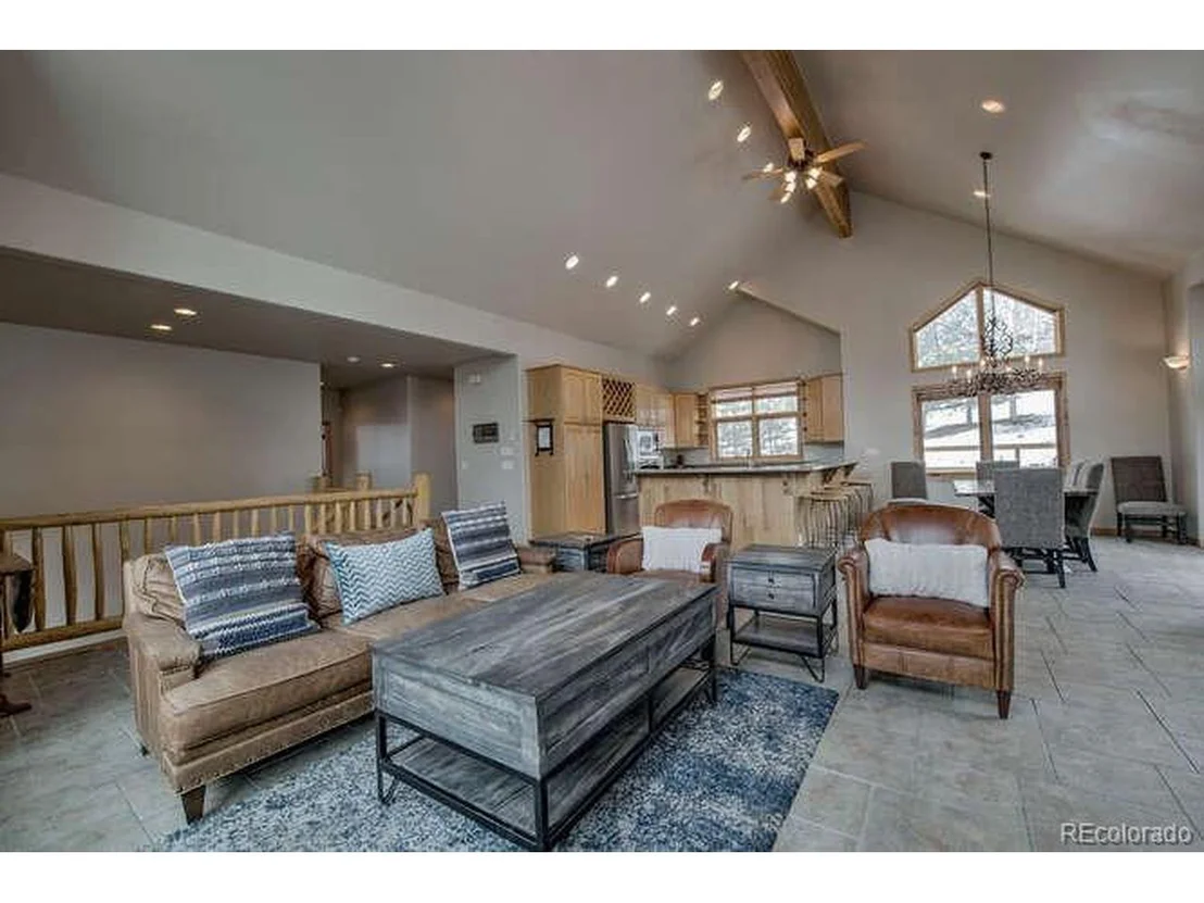 Photo of 89 Fairview Cir