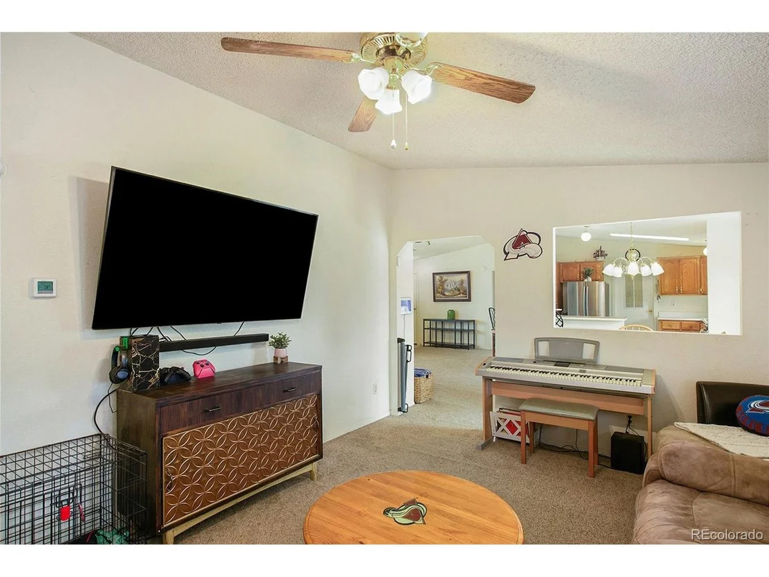 Photo of 350 2nd St