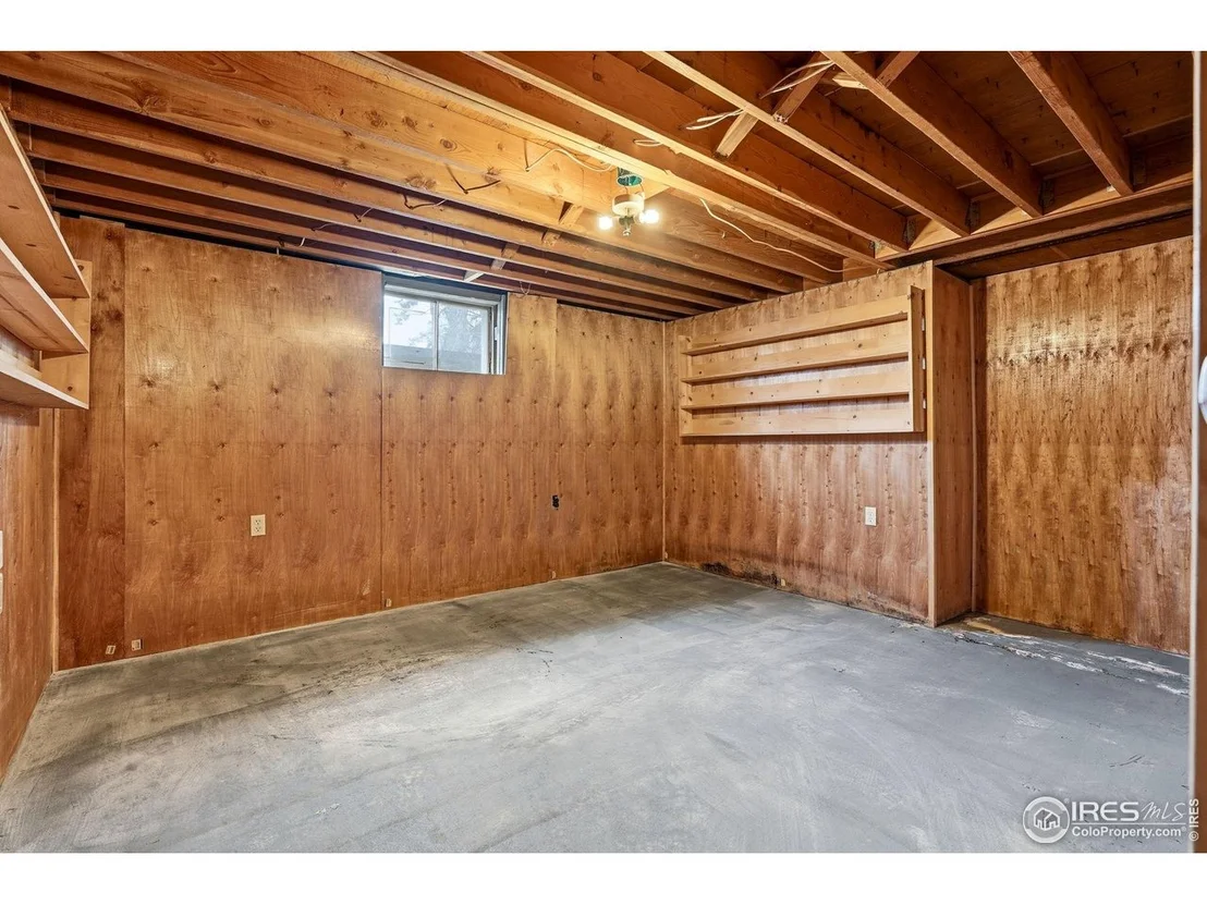 Photo of 4595 Moorhead Ave