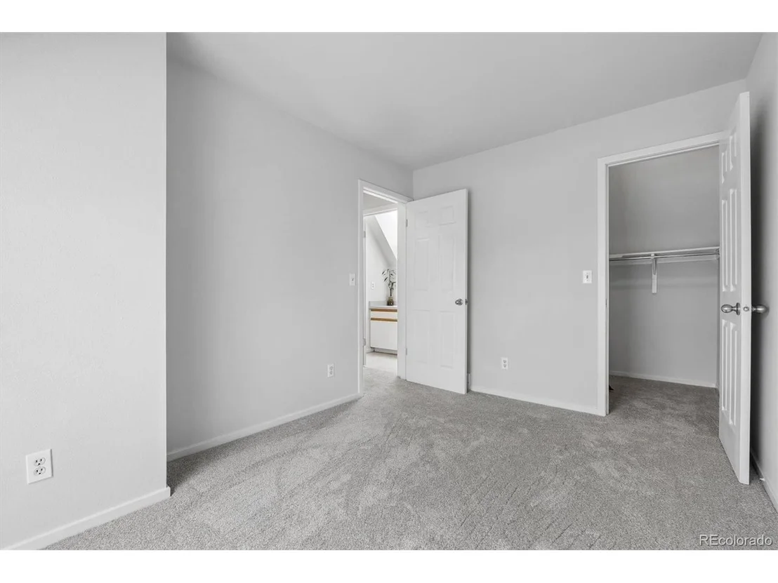 Photo of 4882 Brandon Creek Dr