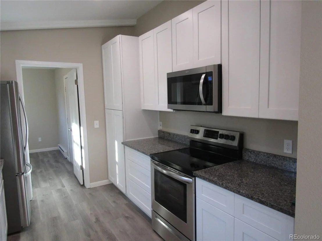 Photo of 2320 E Emerson