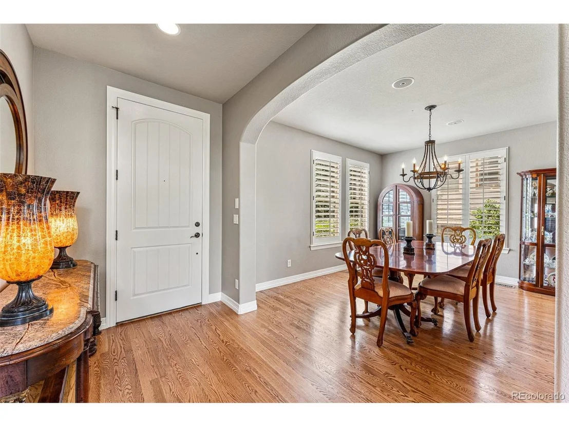 Photo of 9721 Sunset Hill Pl