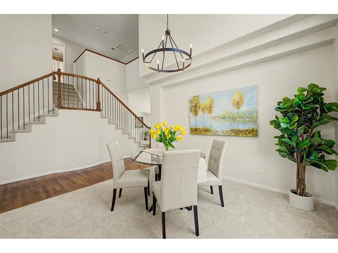 Photo of 2829 Breezy Ln