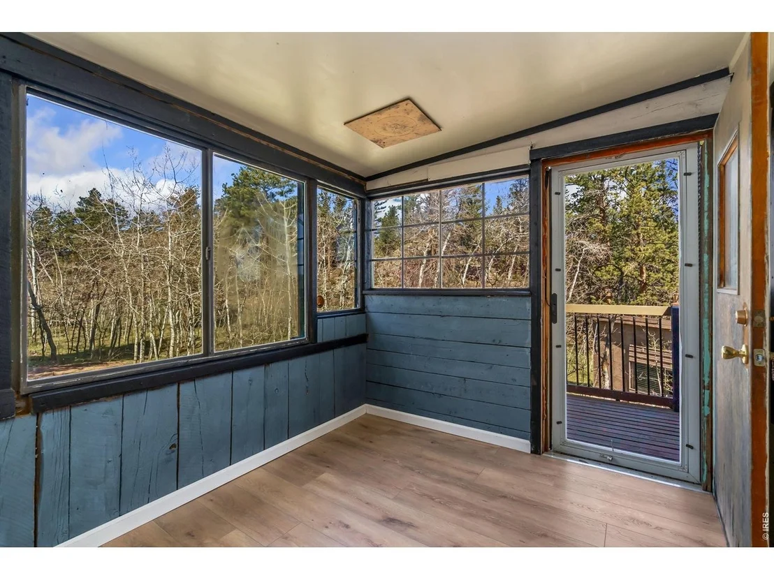 Photo of 151 Columbine Dr