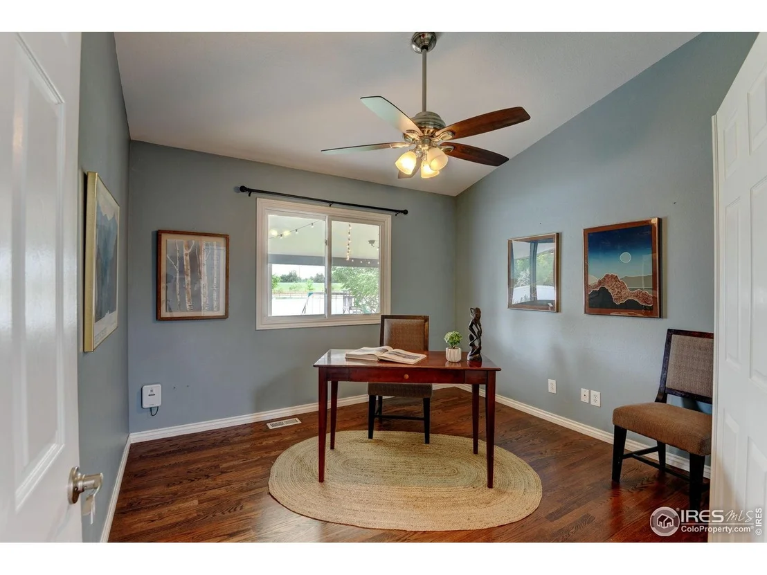 Photo of 901 Welch Ave