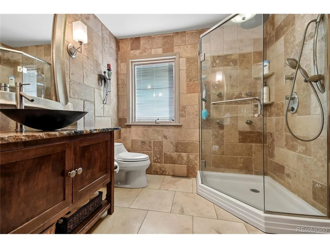 Photo of 239 Dekker Dr