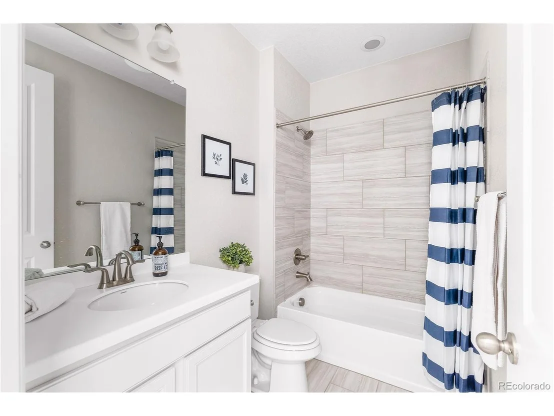 Photo of 1855 Paley Dr