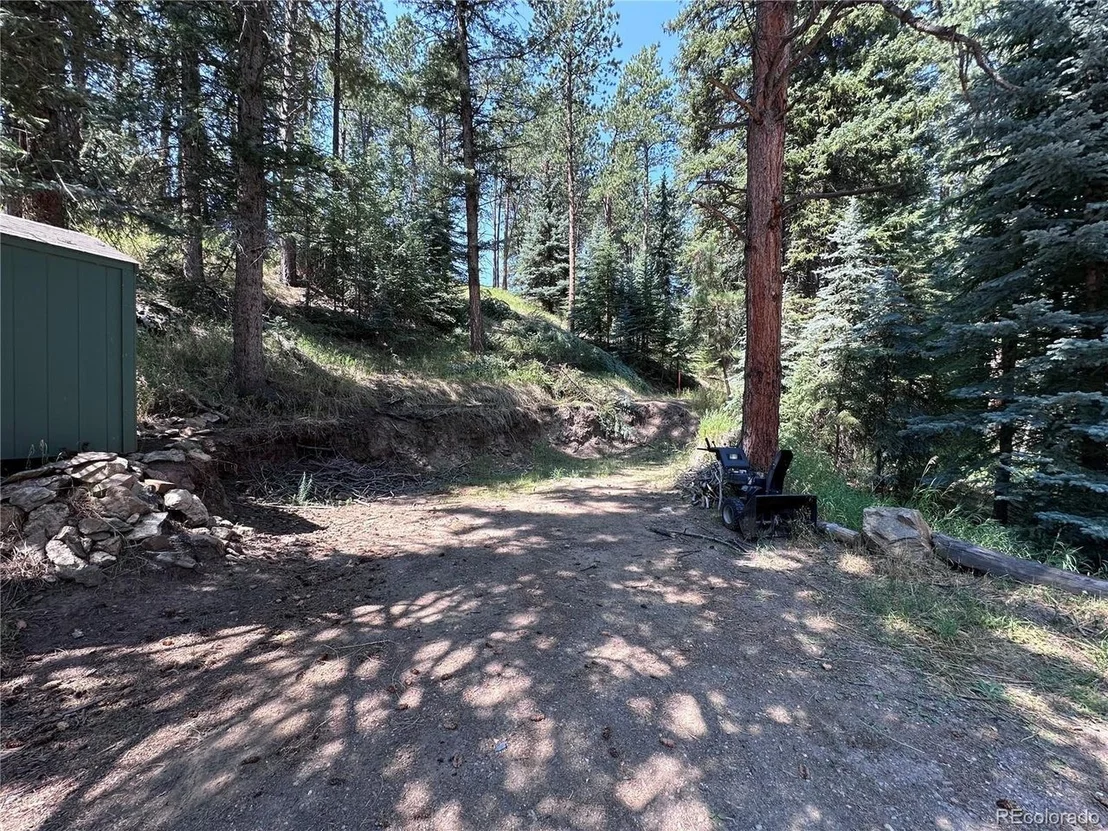 Photo of 6897 High Dr