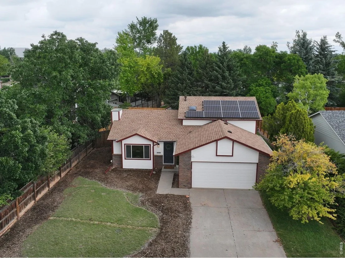 Photo of 2830 Bluegrass Dr