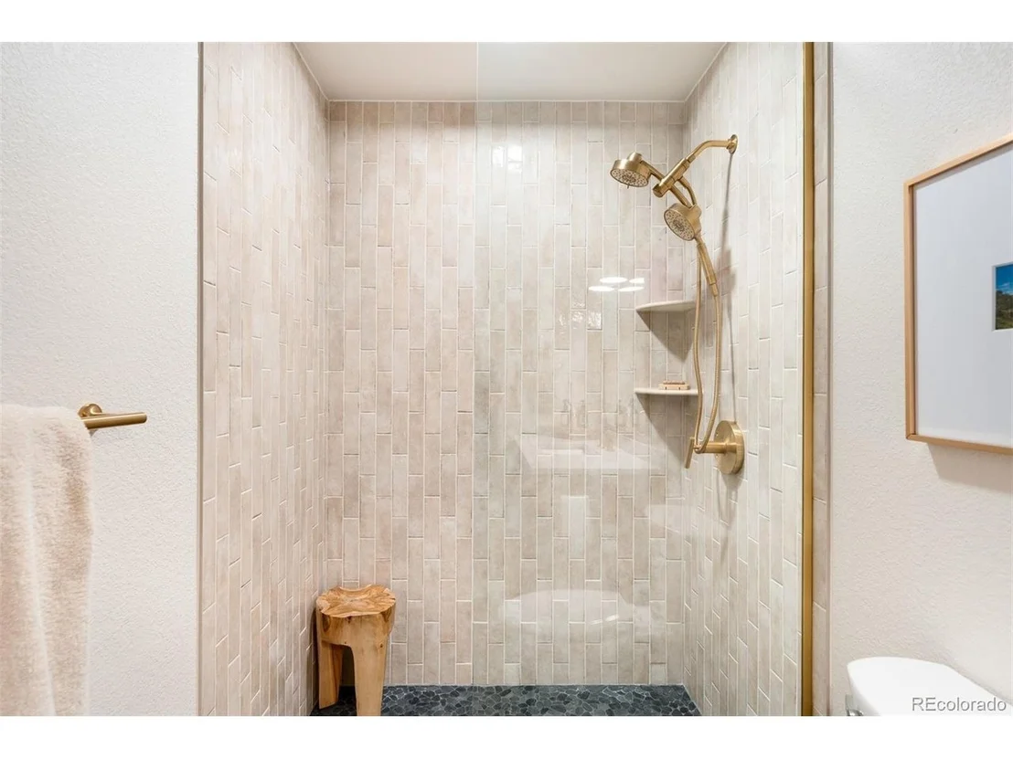Photo of 14161 Whitney Cir