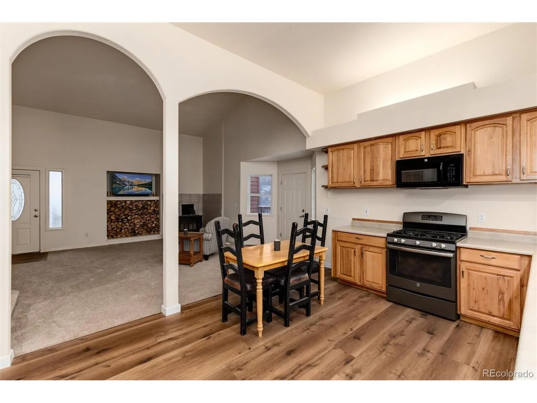 Photo of 250 Upper Forest Rd
