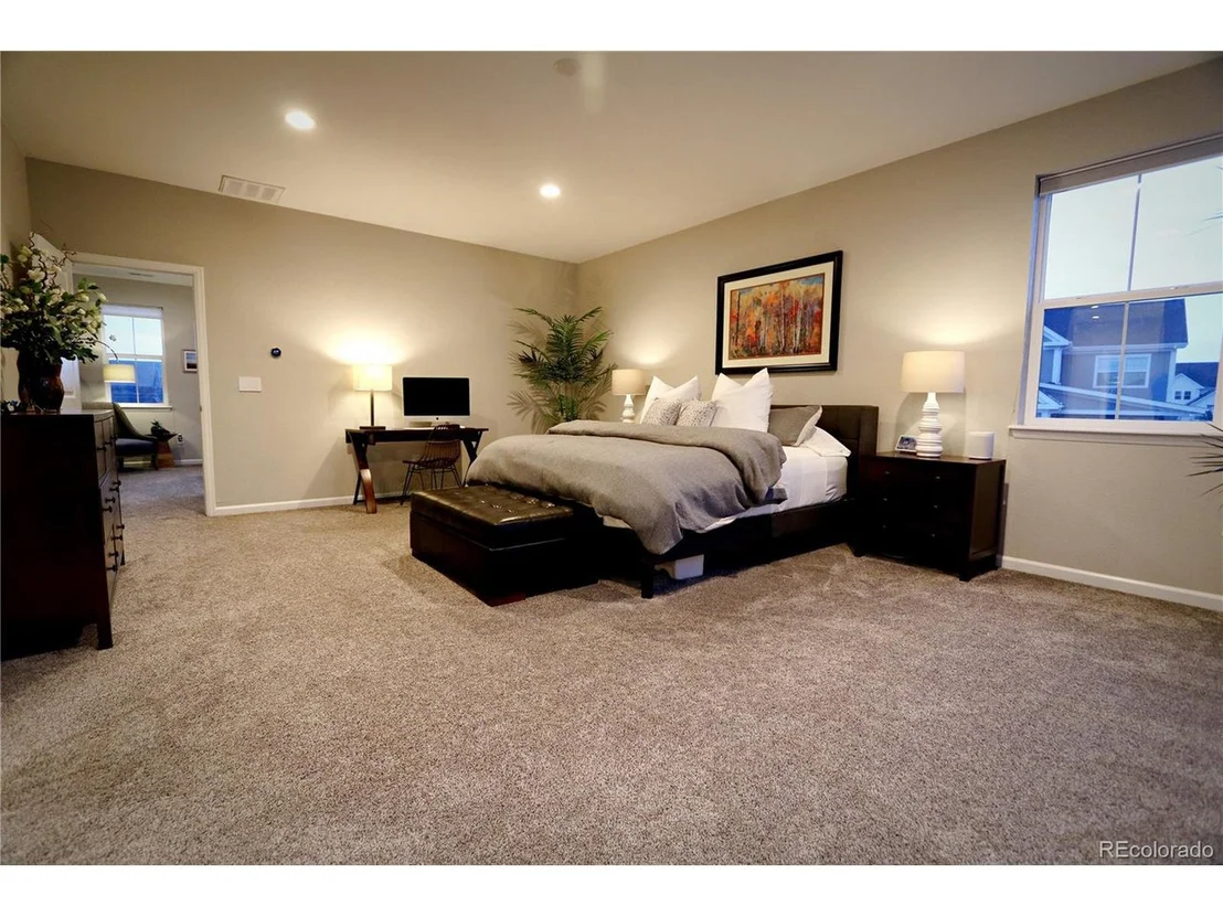 Photo of 8284 Superior Cir