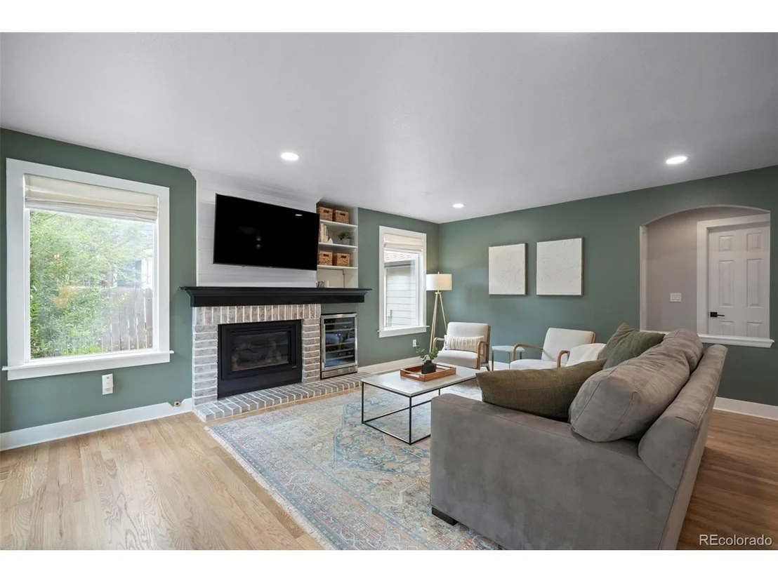 Photo of 8060 W 78th Cir