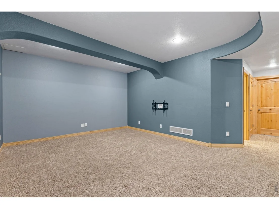 Photo of 2036 Vineyard Ct
