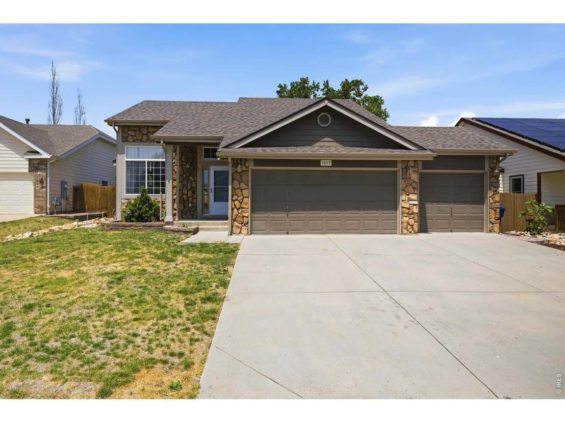 Photo of 1817 Chesapeake Cir