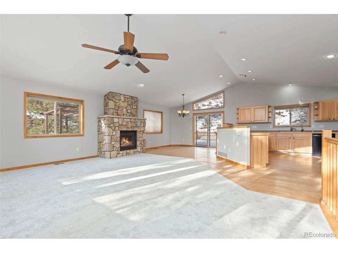 Photo of 377 Deer Trail Dr