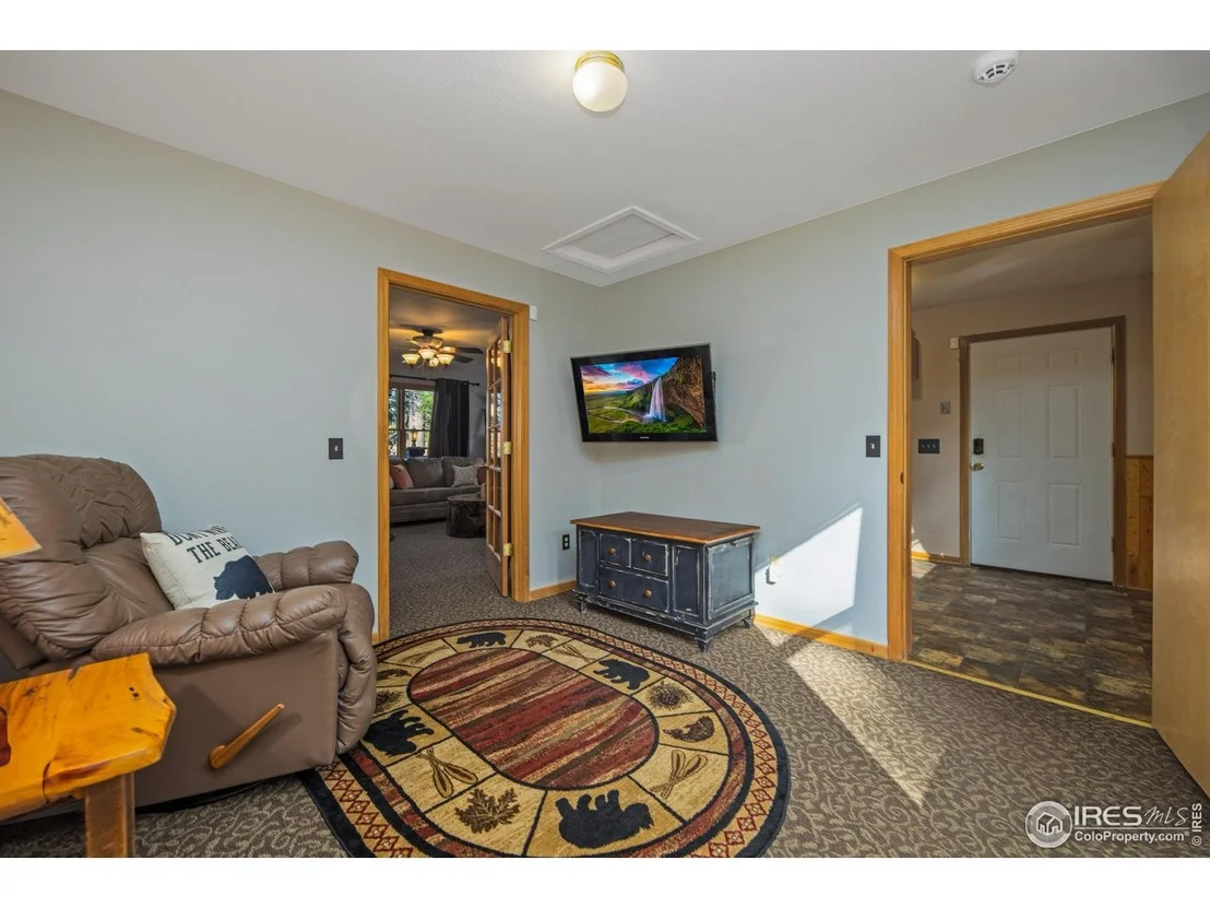 Photo of 578 Alpine Dr