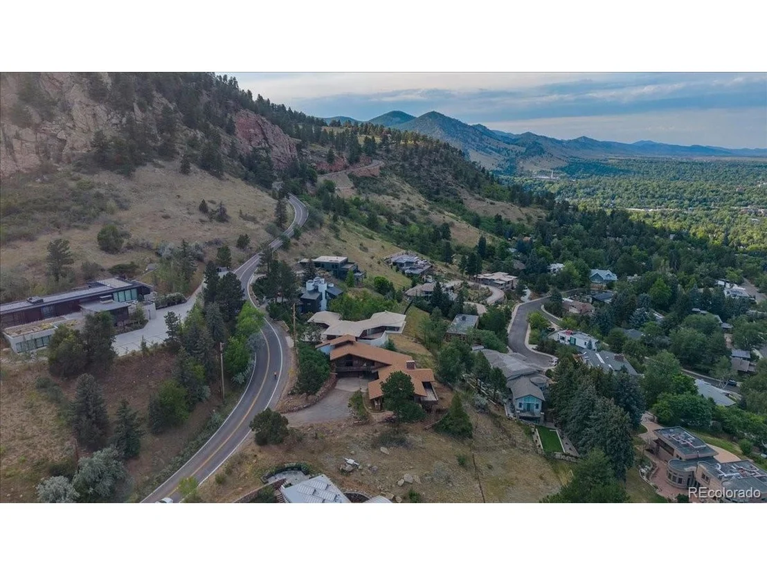 Photo of 740 Flagstaff Rd