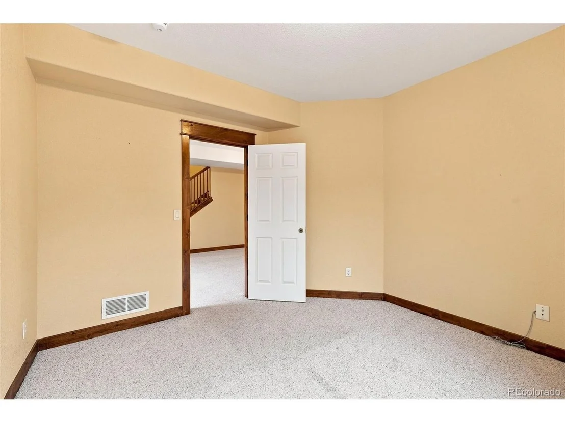 Photo of 3294 Ballentine Blvd