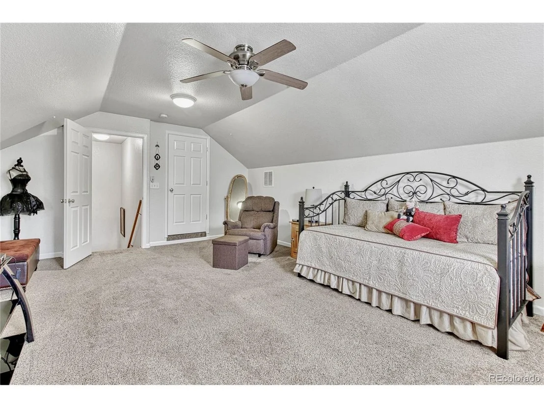 Photo of 6644 Sage Ave