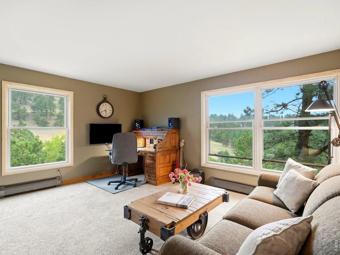 Photo of 114 Balsam Ln