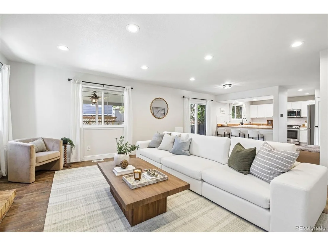 Photo of 13471 Glen Cir