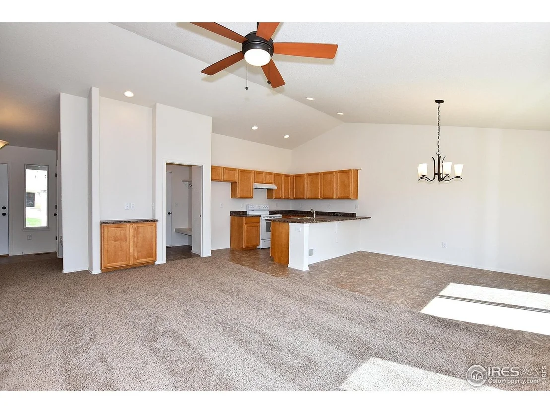 Photo of 4865 Grapevine Way