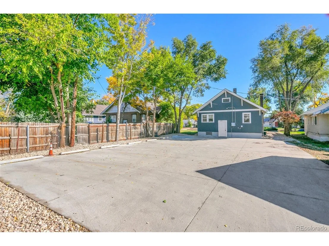 Photo of 2029 8th Ave
