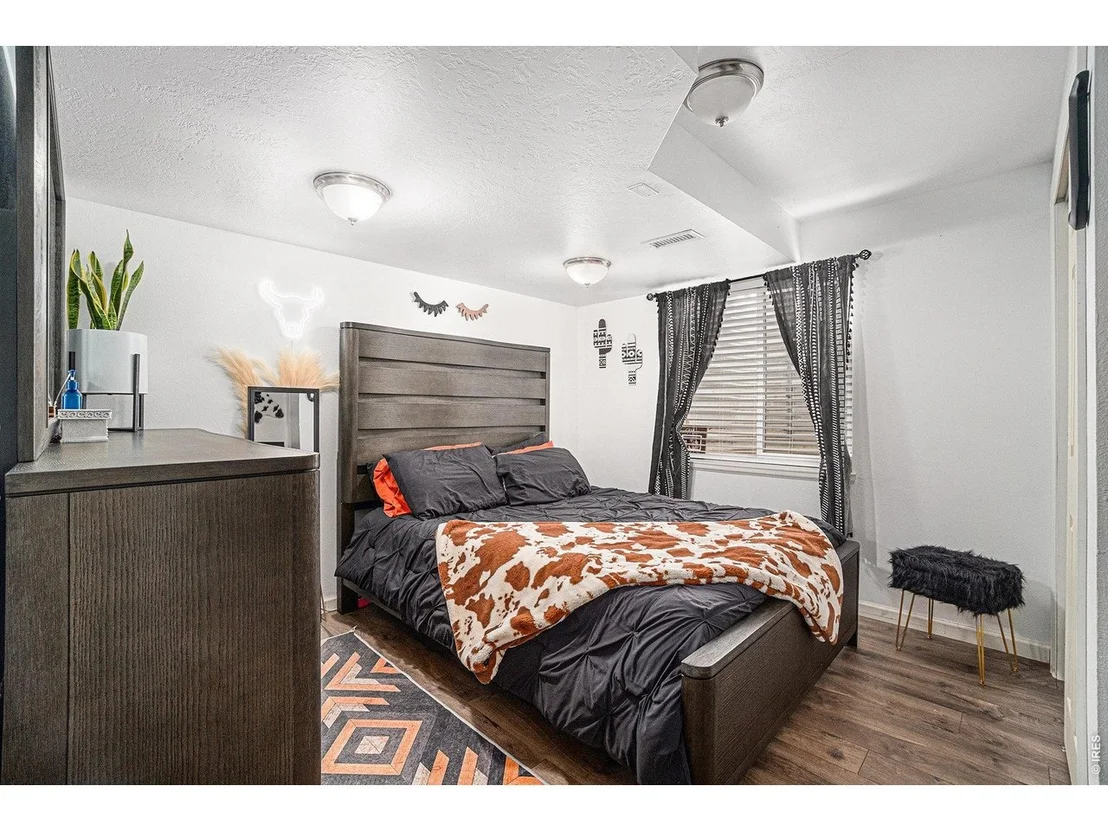 Photo of 2601 Alpine Ave
