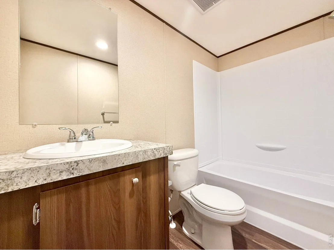 Photo of 110 W Grant Ave