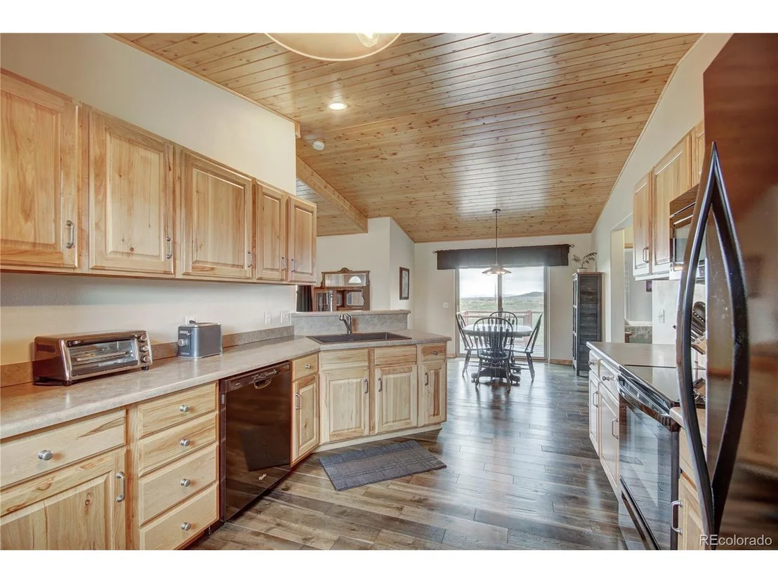 Photo of 1319 Meadow Dr