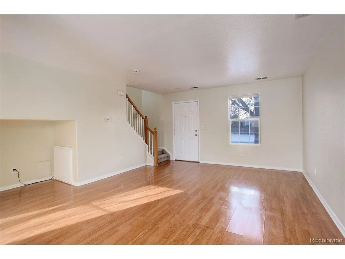 Photo of 1267 Bluejay Ave